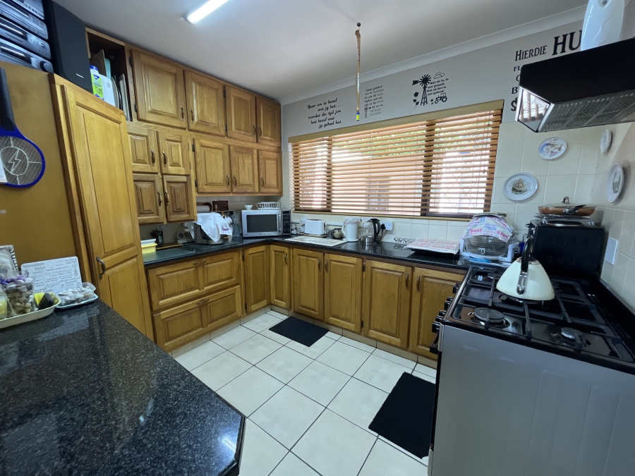 3 Bedroom Property for Sale in Uvongo KwaZulu-Natal