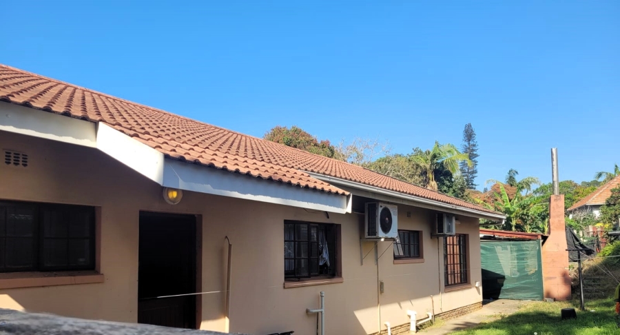 7 Bedroom Property for Sale in Margate KwaZulu-Natal