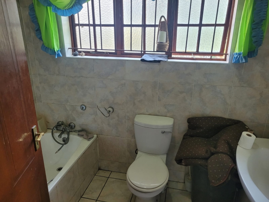 7 Bedroom Property for Sale in Margate KwaZulu-Natal