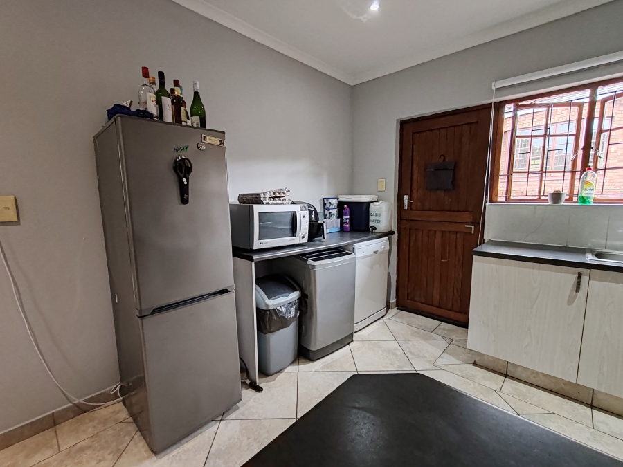 2 Bedroom Property for Sale in Margate KwaZulu-Natal