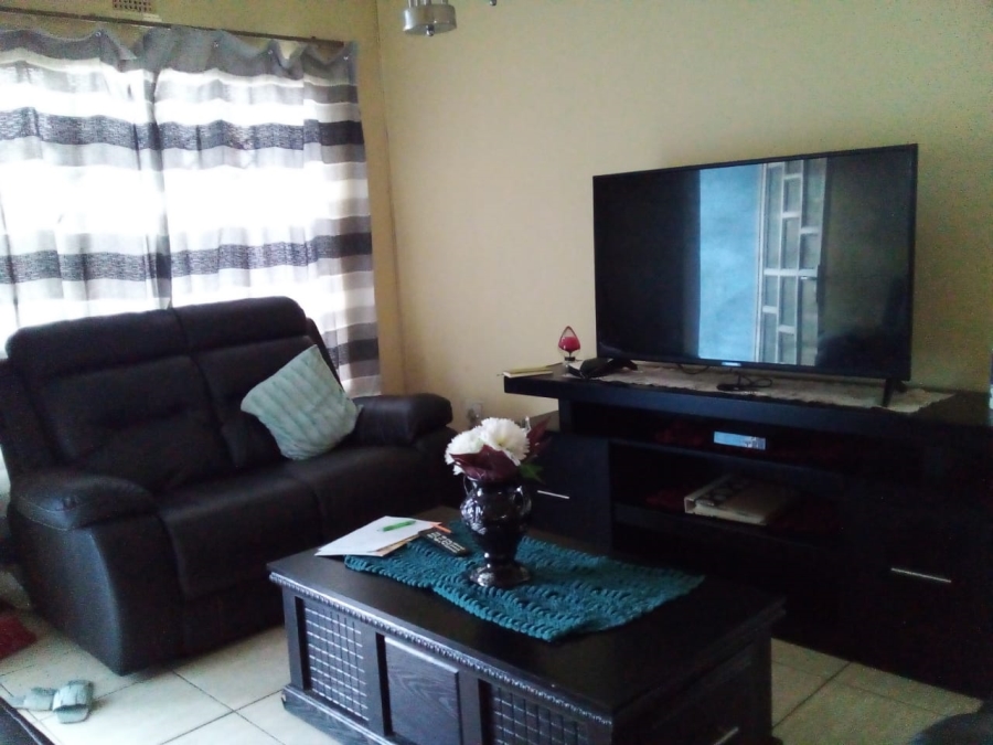 3 Bedroom Property for Sale in Vulindlela KwaZulu-Natal