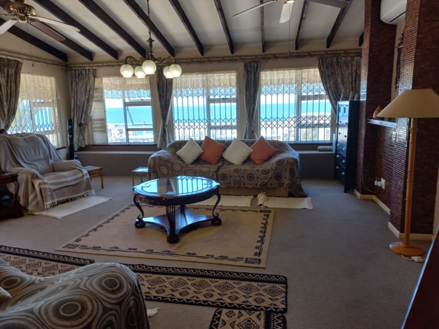 5 Bedroom Property for Sale in Margate KwaZulu-Natal