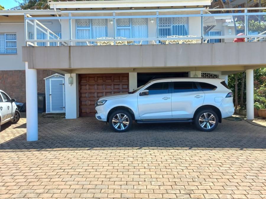 5 Bedroom Property for Sale in Margate KwaZulu-Natal