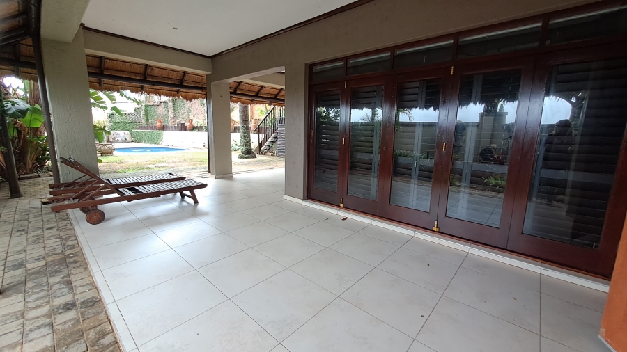 5 Bedroom Property for Sale in Shelly Beach KwaZulu-Natal