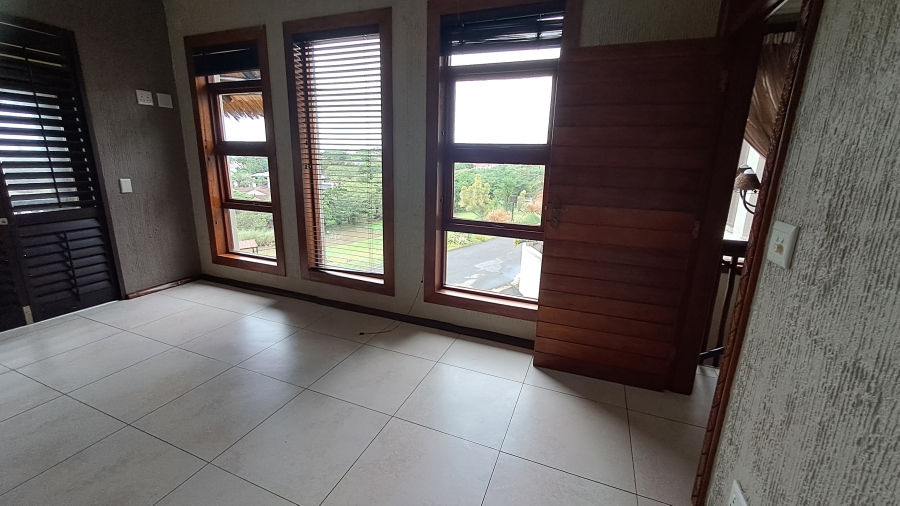 5 Bedroom Property for Sale in Shelly Beach KwaZulu-Natal