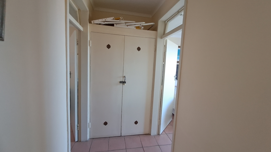 2 Bedroom Property for Sale in Uvongo KwaZulu-Natal