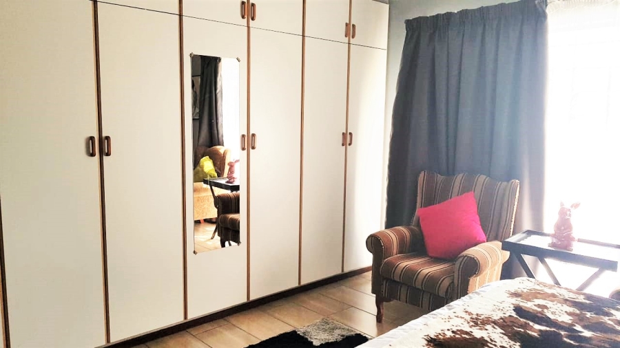 To Let 3 Bedroom Property for Rent in Amanzimtoti KwaZulu-Natal