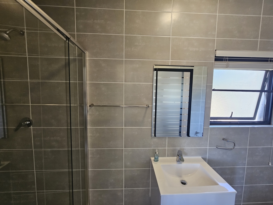 To Let 2 Bedroom Property for Rent in Ballito Central KwaZulu-Natal