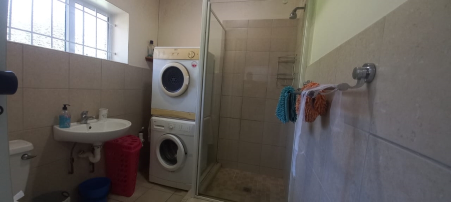 To Let 1 Bedroom Property for Rent in Glenwood KwaZulu-Natal