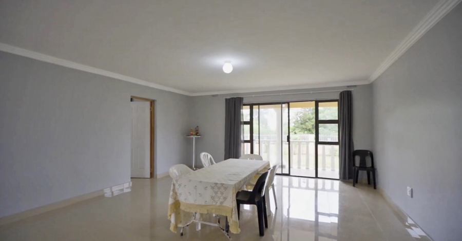 5 Bedroom Property for Sale in Crestholme KwaZulu-Natal