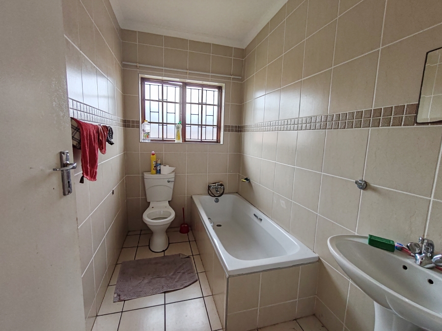 2 Bedroom Property for Sale in Margate KwaZulu-Natal