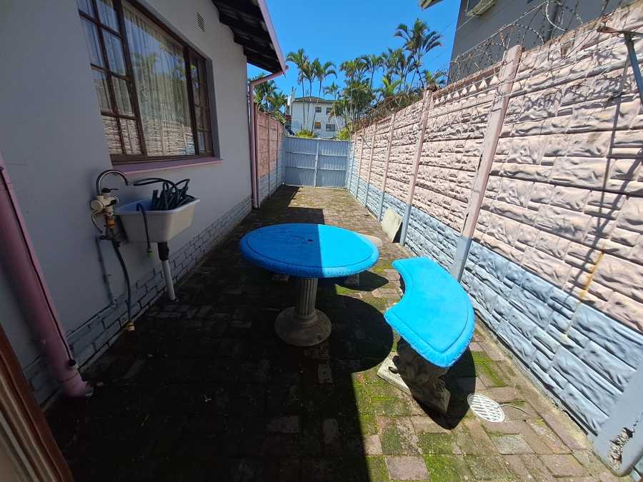 3 Bedroom Property for Sale in Uvongo Beach KwaZulu-Natal