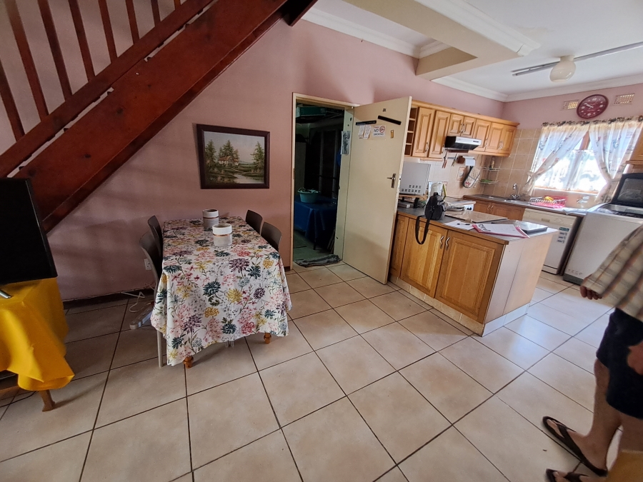 3 Bedroom Property for Sale in Uvongo Beach KwaZulu-Natal