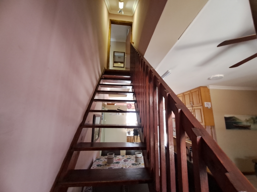 3 Bedroom Property for Sale in Uvongo Beach KwaZulu-Natal