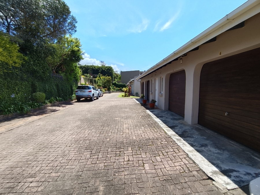 2 Bedroom Property for Sale in Uvongo Beach KwaZulu-Natal