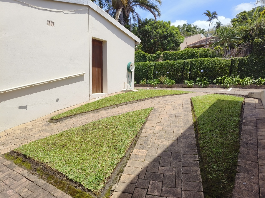 2 Bedroom Property for Sale in Uvongo Beach KwaZulu-Natal