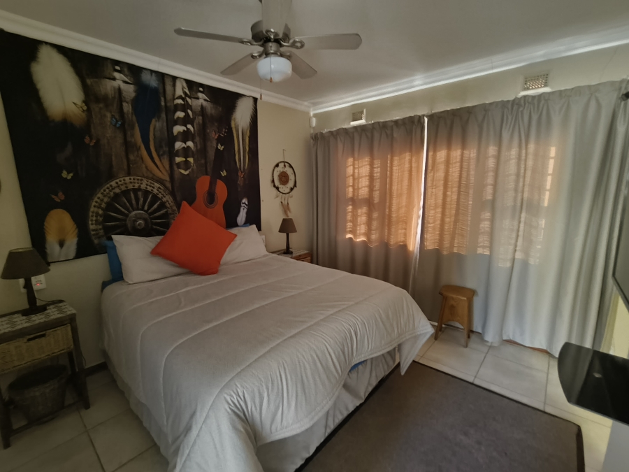 3 Bedroom Property for Sale in Uvongo KwaZulu-Natal