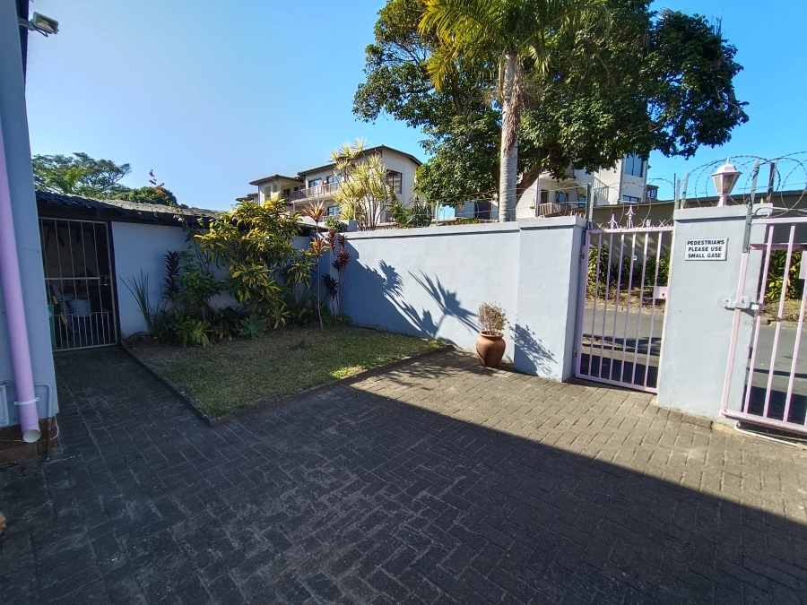 3 Bedroom Property for Sale in Uvongo KwaZulu-Natal