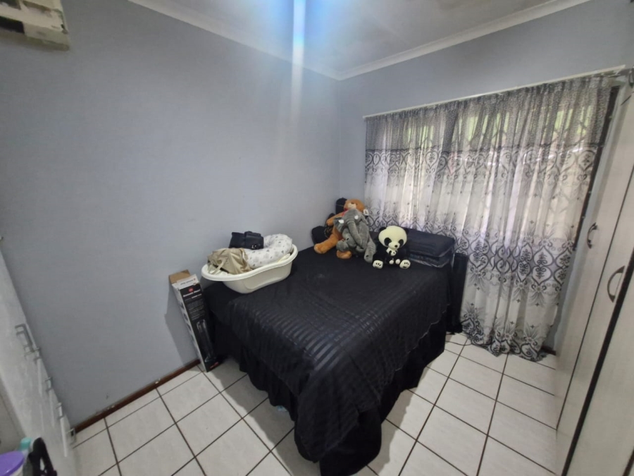 To Let 2 Bedroom Property for Rent in Escombe KwaZulu-Natal