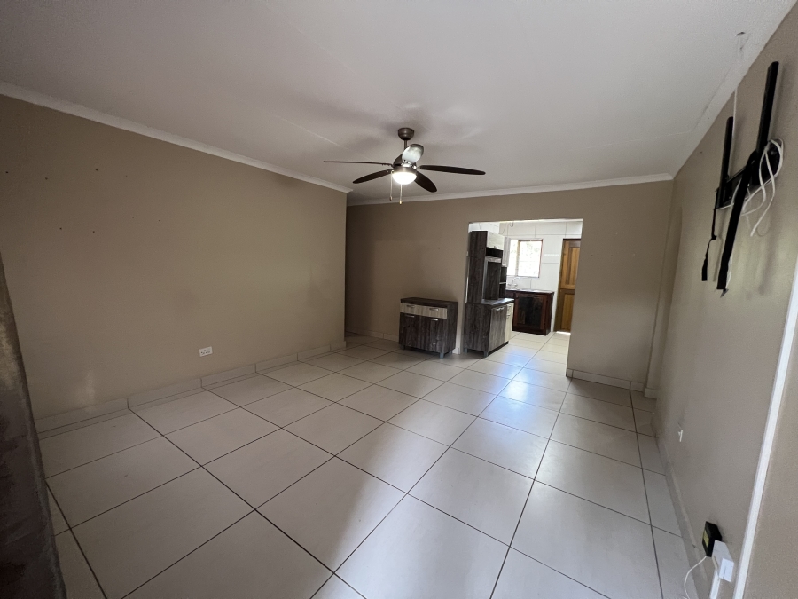 To Let 3 Bedroom Property for Rent in Uvongo KwaZulu-Natal