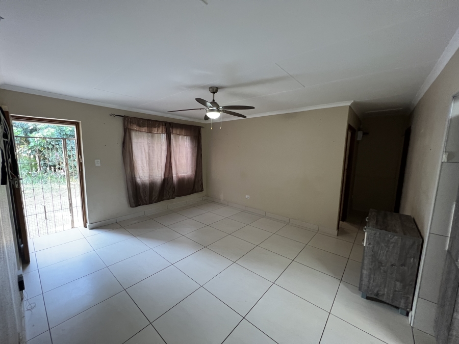 To Let 3 Bedroom Property for Rent in Uvongo KwaZulu-Natal