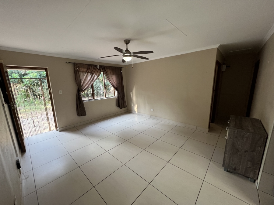 To Let 3 Bedroom Property for Rent in Uvongo KwaZulu-Natal