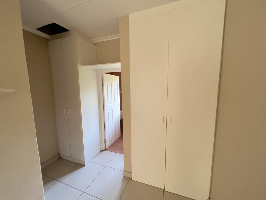 To Let 3 Bedroom Property for Rent in Uvongo KwaZulu-Natal