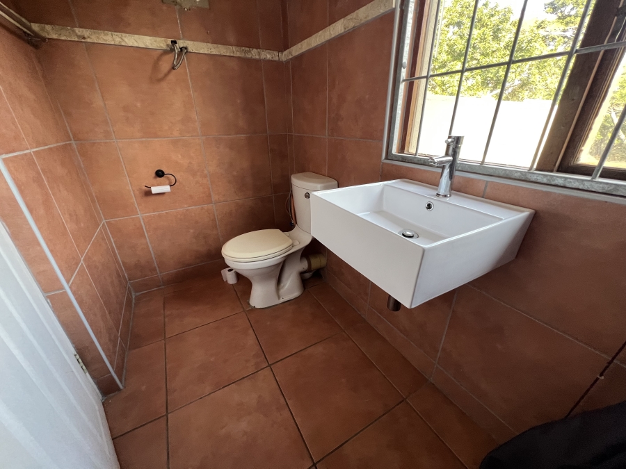 To Let 3 Bedroom Property for Rent in Uvongo KwaZulu-Natal