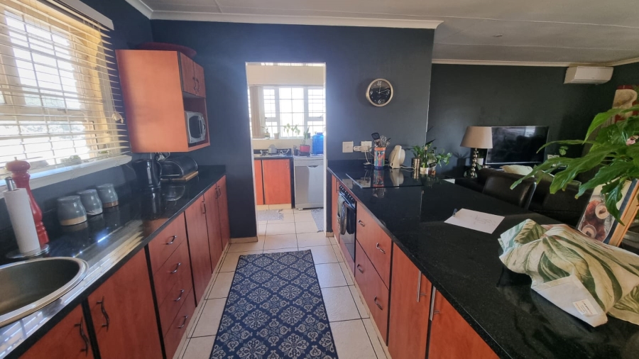 3 Bedroom Property for Sale in Amanzimtoti KwaZulu-Natal