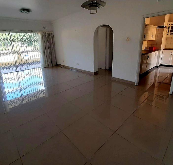 2 Bedroom Property for Sale in La Lucia KwaZulu-Natal