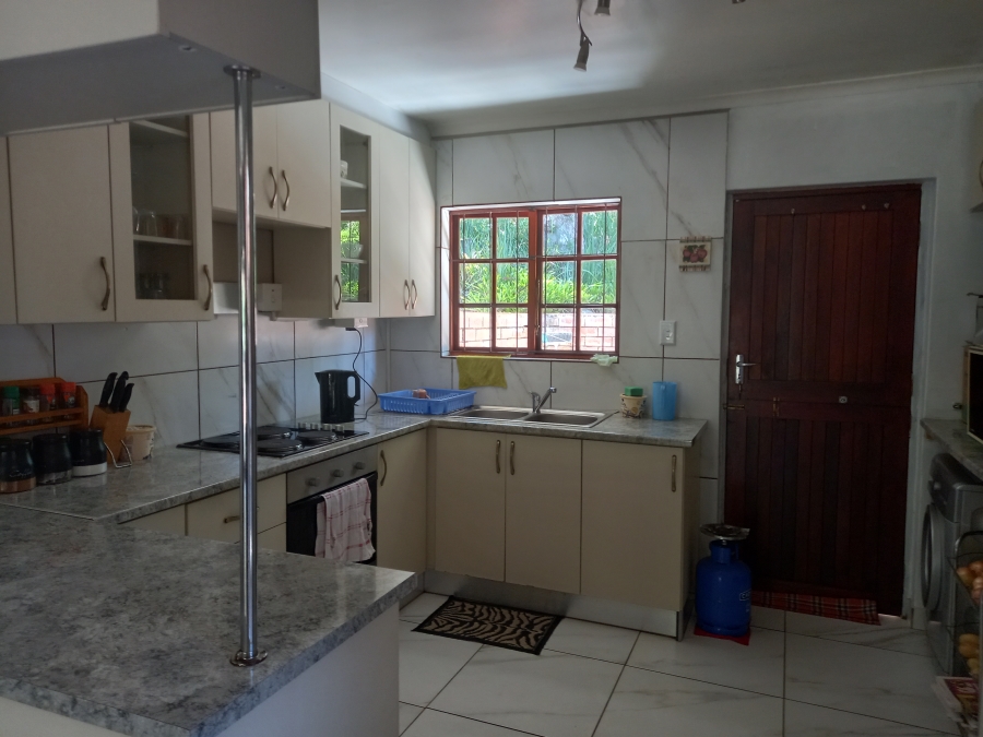 2 Bedroom Property for Sale in Margate KwaZulu-Natal