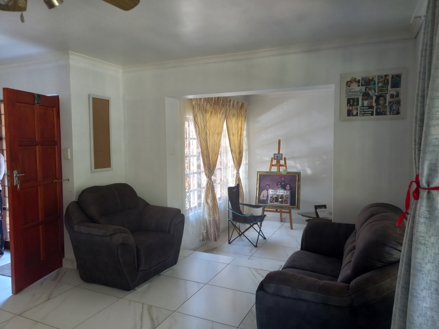 2 Bedroom Property for Sale in Margate KwaZulu-Natal