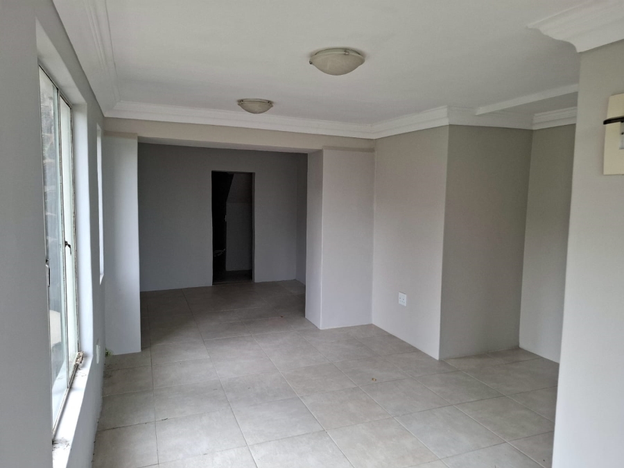 1 Bedroom Property for Sale in Bothas Hill KwaZulu-Natal