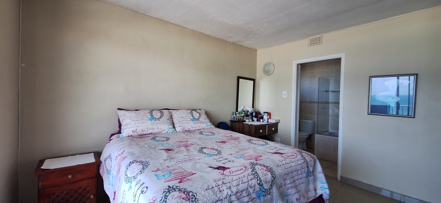 To Let 3 Bedroom Property for Rent in Amanzimtoti KwaZulu-Natal