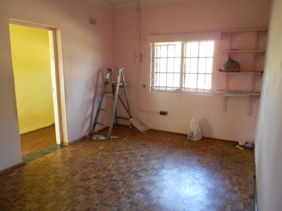 To Let 4 Bedroom Property for Rent in Mpophomeni KwaZulu-Natal