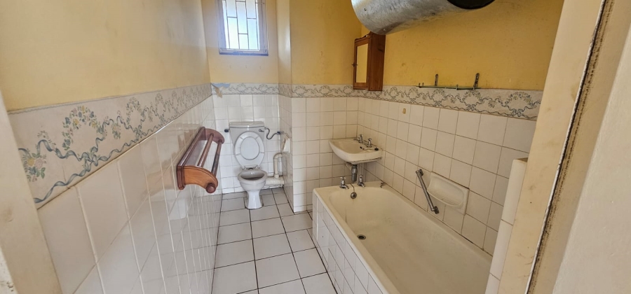 1 Bedroom Property for Sale in Pinetown KwaZulu-Natal