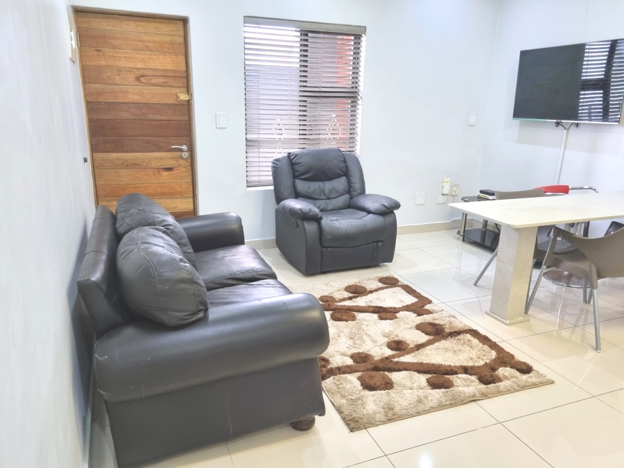 1 Bedroom Property for Sale in New Town Centre KwaZulu-Natal