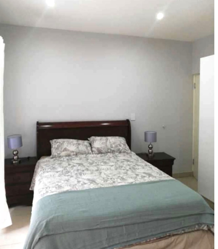 1 Bedroom Property for Sale in New Town Centre KwaZulu-Natal