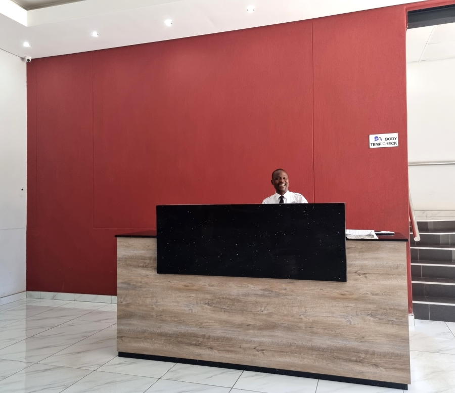 1 Bedroom Property for Sale in New Town Centre KwaZulu-Natal