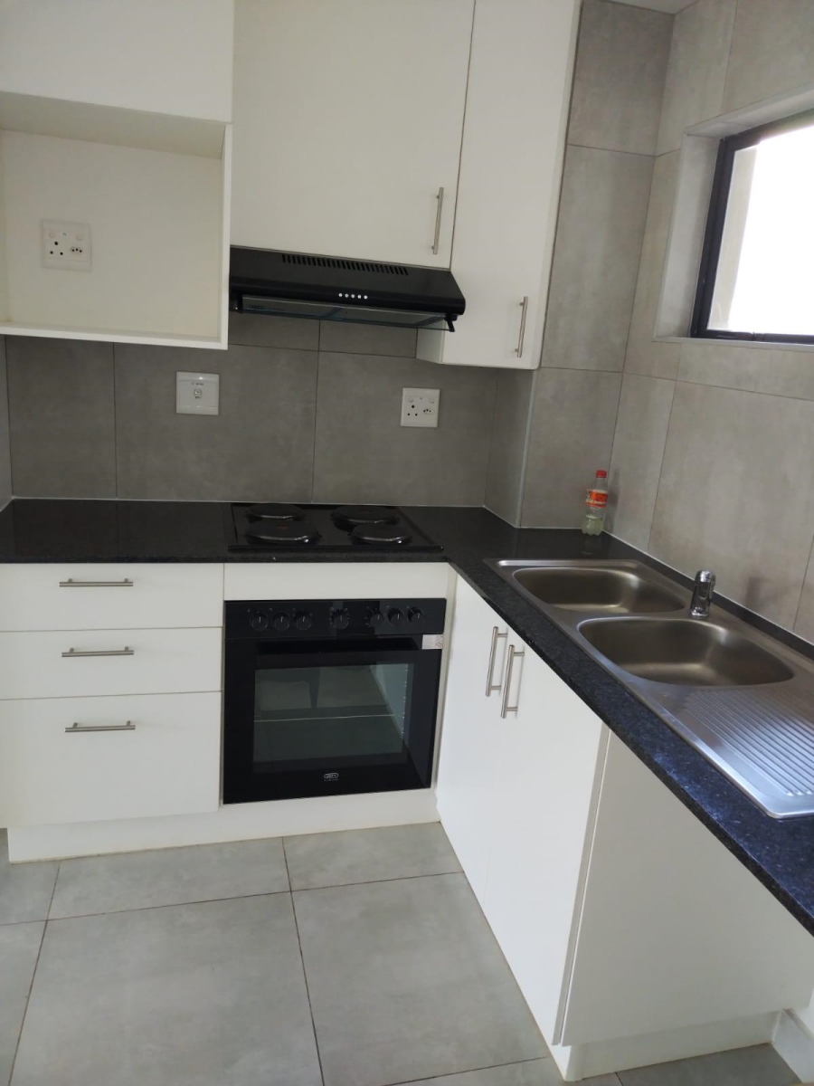 To Let 2 Bedroom Property for Rent in Hayfields KwaZulu-Natal