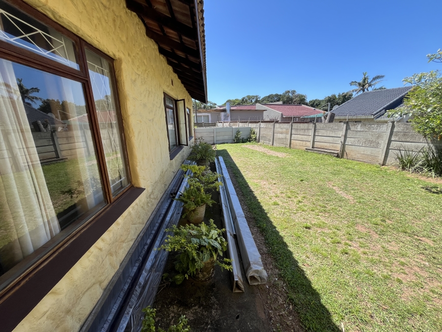 To Let 4 Bedroom Property for Rent in Shelly Beach KwaZulu-Natal