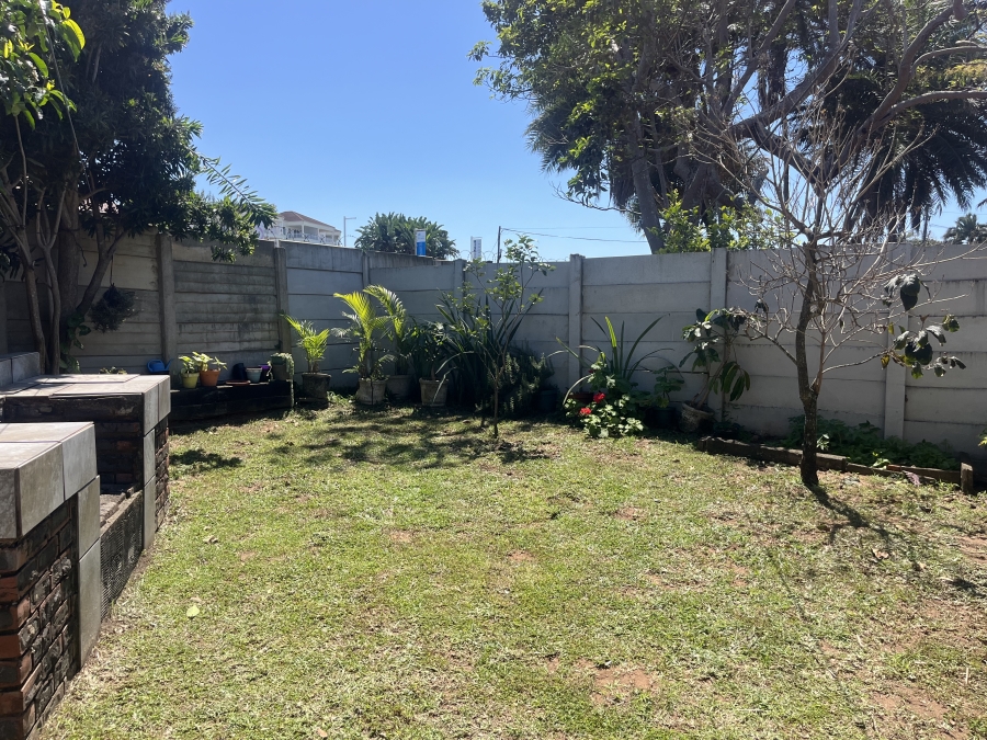 To Let 4 Bedroom Property for Rent in Shelly Beach KwaZulu-Natal