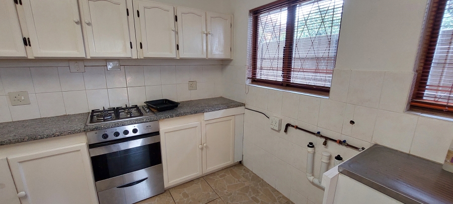 To Let 4 Bedroom Property for Rent in Shelly Beach KwaZulu-Natal