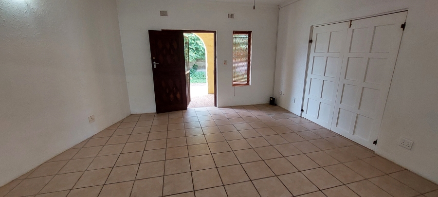 To Let 4 Bedroom Property for Rent in Shelly Beach KwaZulu-Natal