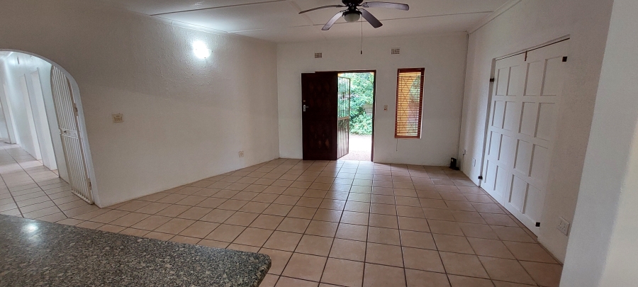 To Let 4 Bedroom Property for Rent in Shelly Beach KwaZulu-Natal