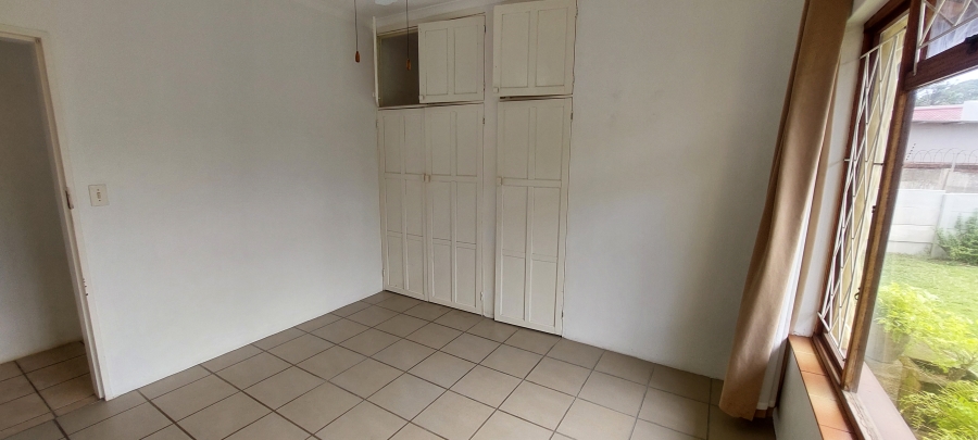 To Let 4 Bedroom Property for Rent in Shelly Beach KwaZulu-Natal