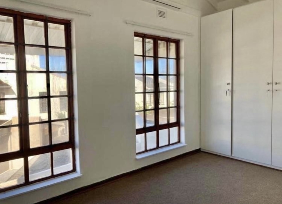 2 Bedroom Property for Sale in Umhlanga KwaZulu-Natal