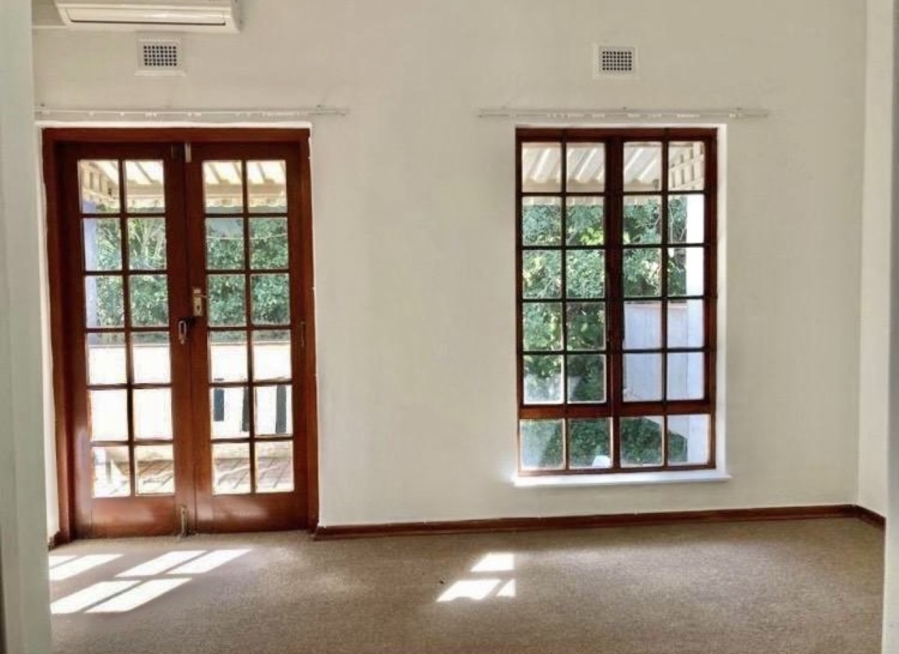 2 Bedroom Property for Sale in Umhlanga KwaZulu-Natal