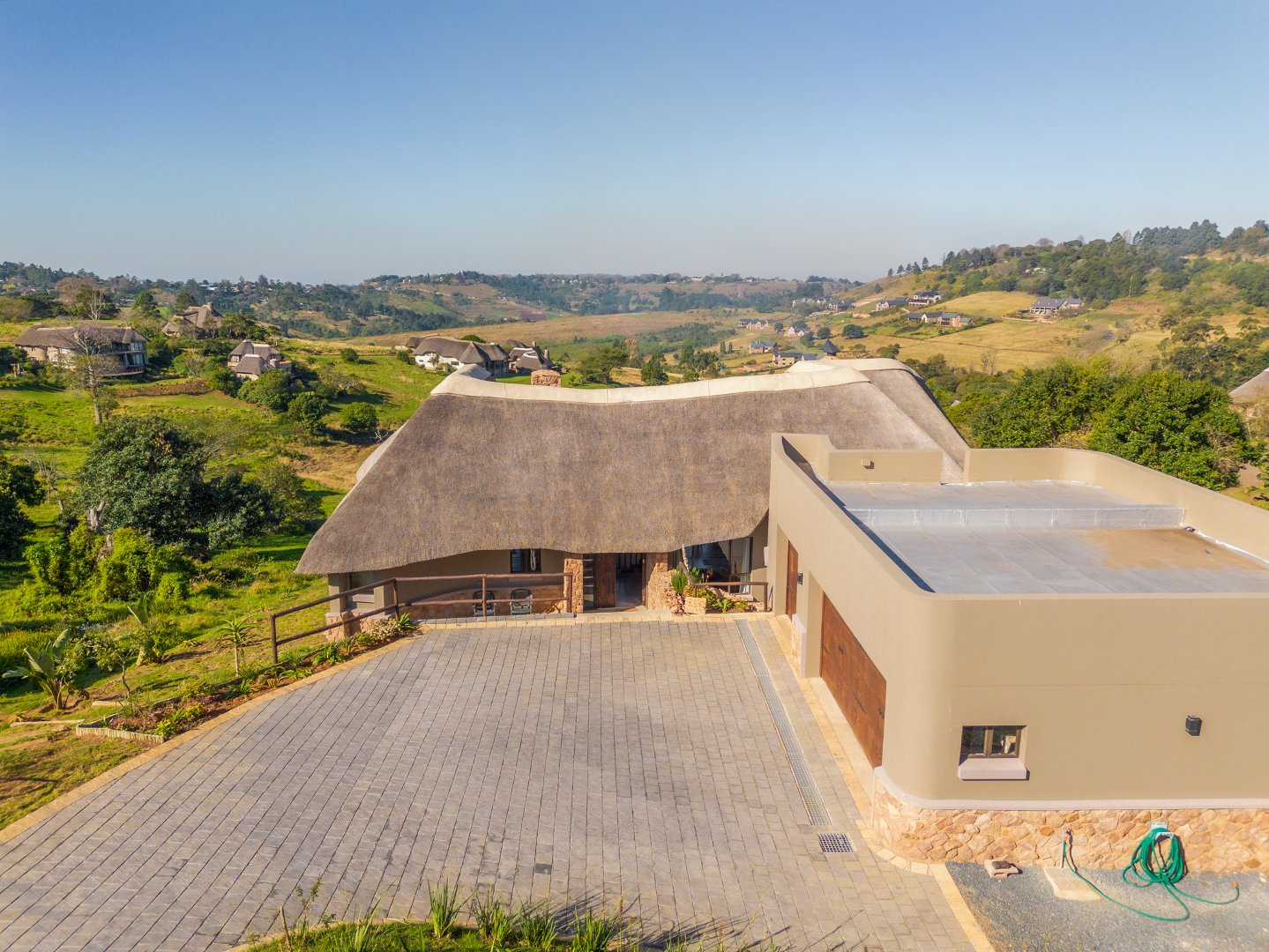 5 Bedroom Property for Sale in Alverstone KwaZulu-Natal