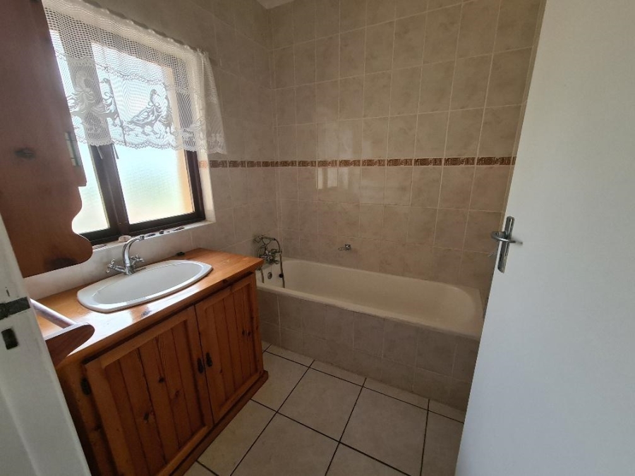 3 Bedroom Property for Sale in Shelly Beach KwaZulu-Natal